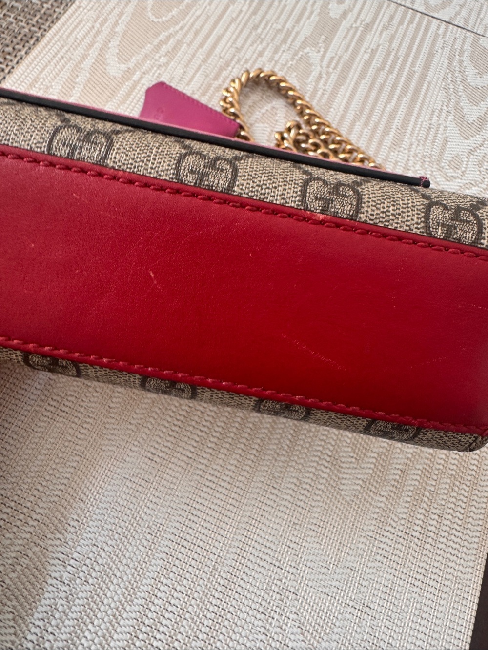 Gucci Red and Beige GG Chain Small Padlock Shoulder Bag - Picture 11 of 15